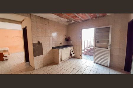 Casa à venda com 250m², 4 quartos e 2 vagasCasa 1 - Cozinha
