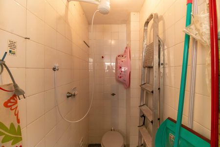 Apartamento à venda com 90m², 3 quartos e sem vaga Apartamento à venda com 90m², 3 quartos e sem vagaBanheiro de serviço