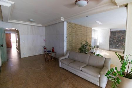 Apartamento à venda com 90m², 3 quartos e sem vaga Apartamento à venda com 90m², 3 quartos e sem vagaPortaria