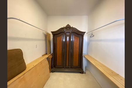 Casa para alugar com 1147m², 4 quartos e 7 vagasCloset