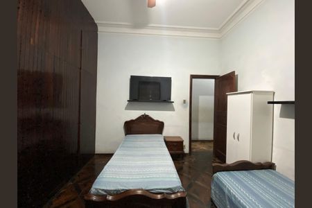 Casa para alugar com 1147m², 4 quartos e 7 vagasQuarto 2