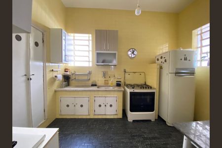 Casa para alugar com 1147m², 4 quartos e 7 vagasCozinha