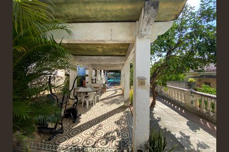 Casa para alugar com 1147m², 4 quartos e 7 vagasQuintal