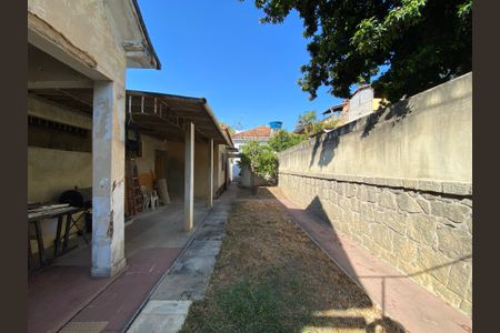 Casa para alugar com 1147m², 4 quartos e 7 vagasQuintal