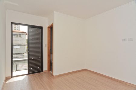 Casa à venda com 110m², 3 quartos e 2 vagasSuíte