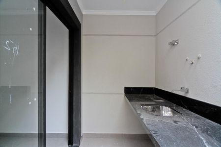 Casa à venda com 110m², 3 quartos e 2 vagasÁrea externa