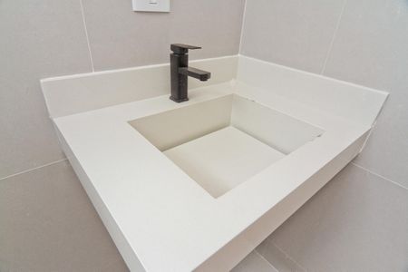 Casa à venda com 110m², 3 quartos e 2 vagasBanheiro da Suíte