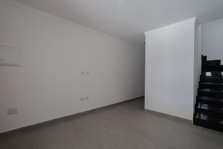 Casa à venda com 110m², 3 quartos e 2 vagasSala