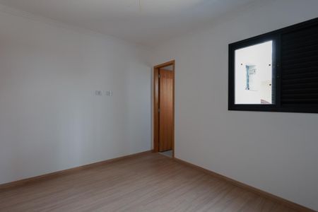 Casa à venda com 110m², 3 quartos e 2 vagasSuíte 2