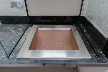 Casa à venda com 110m², 3 quartos e 2 vagasÁrea de serviço e lazer