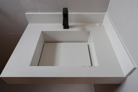 Casa à venda com 110m², 3 quartos e 2 vagasBanheiro da Suíte 1