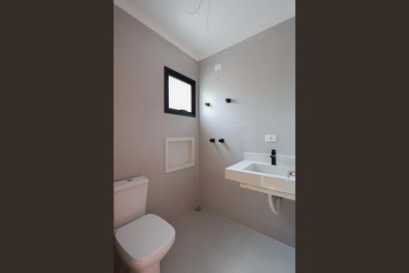 Casa à venda com 110m², 3 quartos e 2 vagasBanheiro da Suíte 1