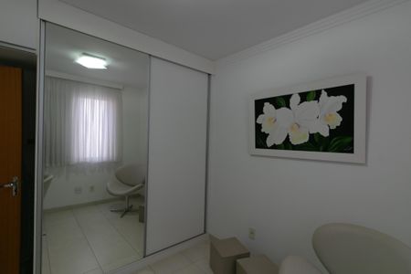 Apartamento à venda com 127m², 3 quartos e 2 vagas Apartamento à venda com 127m², 3 quartos e 2 vagasQuarto 2