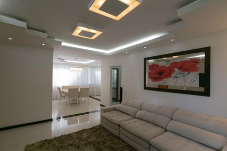 Apartamento à venda com 127m², 3 quartos e 2 vagas Apartamento à venda com 127m², 3 quartos e 2 vagasSala