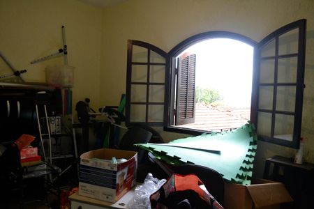 Casa à venda com 231m², 3 quartos e 2 vagasQuarto - Casa 2