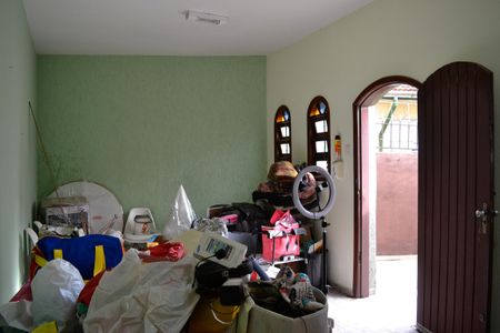 Casa à venda com 231m², 3 quartos e 2 vagasSala - Casa 2