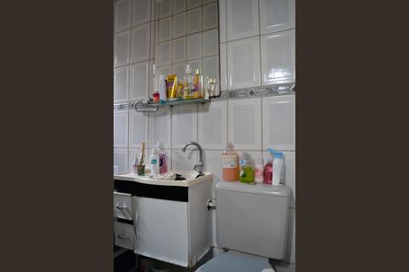 Casa à venda com 231m², 3 quartos e 2 vagasBanheiro