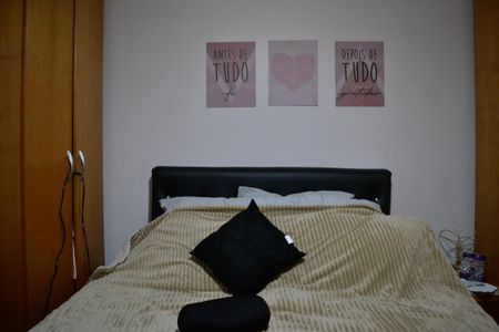 Casa à venda com 231m², 3 quartos e 2 vagasQuarto