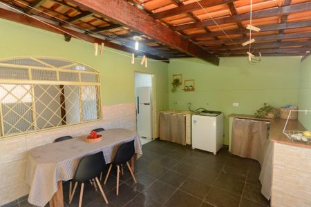 Apartamento à venda com 74m², 3 quartos e 2 vagasÁrea de Serviço