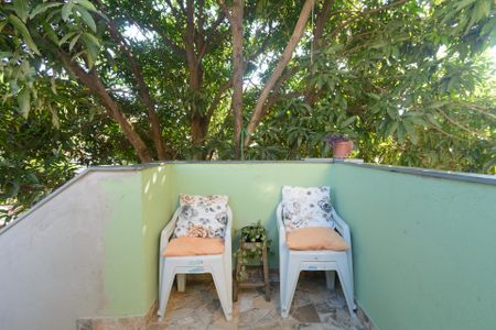 Apartamento à venda com 74m², 3 quartos e 2 vagasÁrea de Serviço