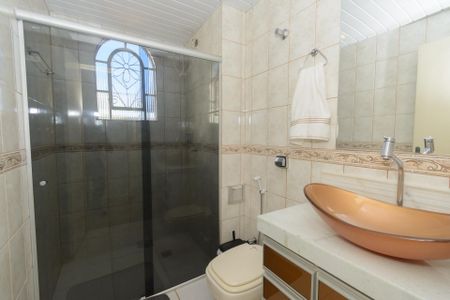 Apartamento à venda com 74m², 3 quartos e 2 vagasBanheiro