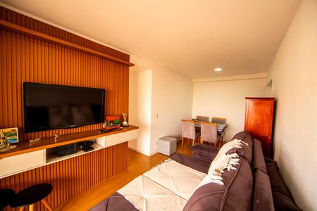 Apartamento para alugar com 76m², 3 quartos e 2 vagasSala