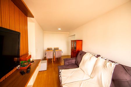 Apartamento para alugar com 76m², 3 quartos e 2 vagasSala