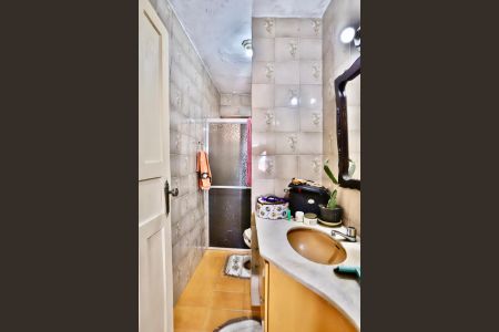 Casa à venda com 220m², 2 quartos e 8 vagas Casa à venda com 220m², 2 quartos e 8 vagasBanheiro