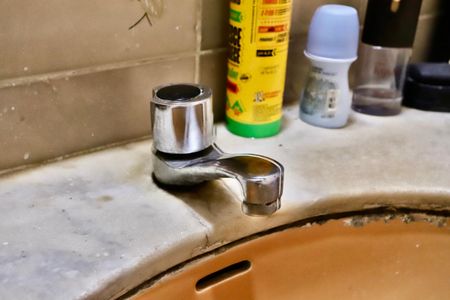 Casa à venda com 220m², 2 quartos e 8 vagas Casa à venda com 220m², 2 quartos e 8 vagasBanheiro