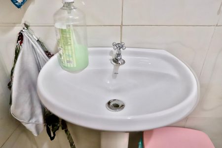 Casa à venda com 220m², 2 quartos e 8 vagas Casa à venda com 220m², 2 quartos e 8 vagasBanheiro