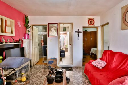 Casa à venda com 220m², 2 quartos e 8 vagas Casa à venda com 220m², 2 quartos e 8 vagasSala