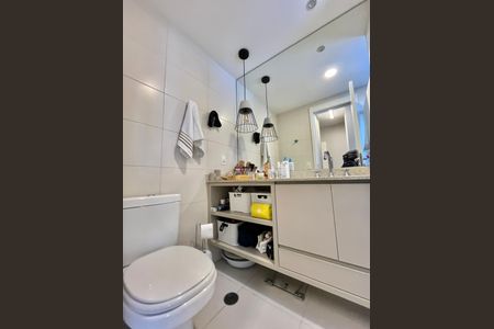 Apartamento à venda com 89m², 3 quartos e 2 vagasBanheiro da Suíte