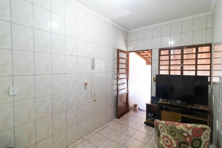 Casa à venda com 415m², 2 quartos e 2 vagas Casa à venda com 415m², 2 quartos e 2 vagasCozinha
