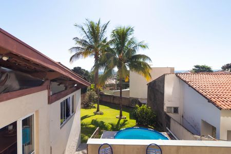 Casa à venda com 415m², 2 quartos e 2 vagas Casa à venda com 415m², 2 quartos e 2 vagasVista da Suíte