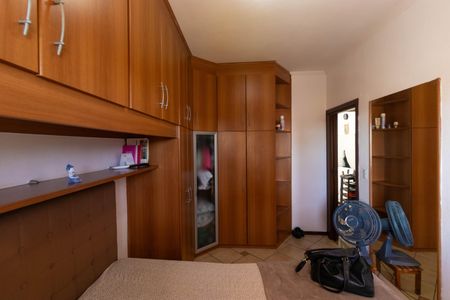 Casa à venda com 415m², 2 quartos e 2 vagas Casa à venda com 415m², 2 quartos e 2 vagasSuíte