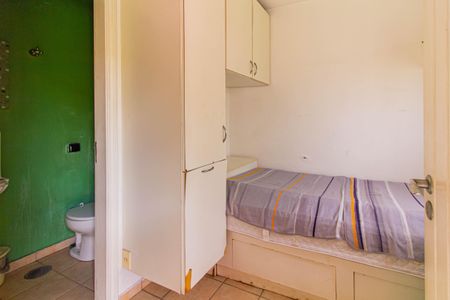 Casa à venda com 300m², 3 quartos e 1 vagaQuarto / Banheiro de Serviço