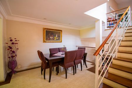 Casa à venda com 300m², 3 quartos e 1 vagaSala de Jantar