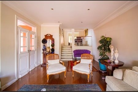 Casa à venda com 300m², 3 quartos e 1 vagaSala