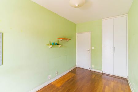 Casa à venda com 300m², 3 quartos e 1 vagaQuarto 2