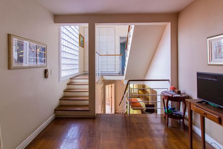 Casa à venda com 300m², 3 quartos e 1 vagaSala de TV 2