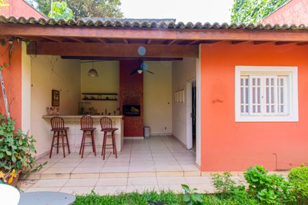 Casa à venda com 300m², 3 quartos e 1 vagaÁrea externa / Churrasqueira
