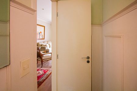 Casa à venda com 300m², 3 quartos e 1 vagaLavabo