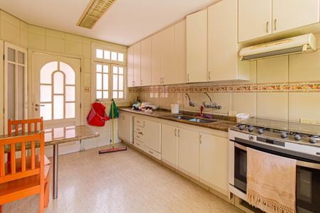 Casa à venda com 300m², 3 quartos e 1 vagaCozinha