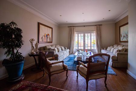 Casa à venda com 300m², 3 quartos e 1 vagaSala