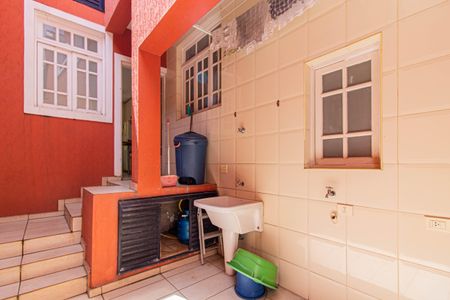 Casa à venda com 300m², 3 quartos e 1 vagaÁrea de Serviço