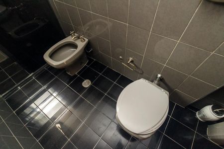 Apartamento para alugar com 95m², 2 quartos e 1 vaga Apartamento para alugar com 95m², 2 quartos e 1 vagaBanheiro