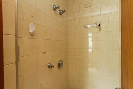 Apartamento para alugar com 95m², 2 quartos e 1 vaga Apartamento para alugar com 95m², 2 quartos e 1 vagaBanheiro de Serviço