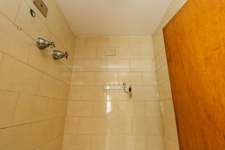 Apartamento para alugar com 95m², 2 quartos e 1 vaga Apartamento para alugar com 95m², 2 quartos e 1 vagaBanheiro de Serviço