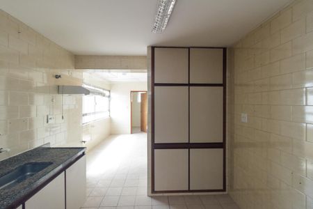 Apartamento para alugar com 95m², 2 quartos e 1 vaga Apartamento para alugar com 95m², 2 quartos e 1 vagaCozinha