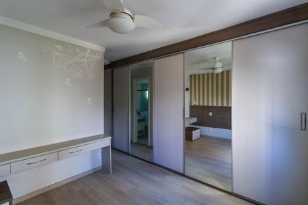 Apartamento à venda com 96m², 2 quartos e 2 vagas Apartamento à venda com 96m², 2 quartos e 2 vagasSuíte 2